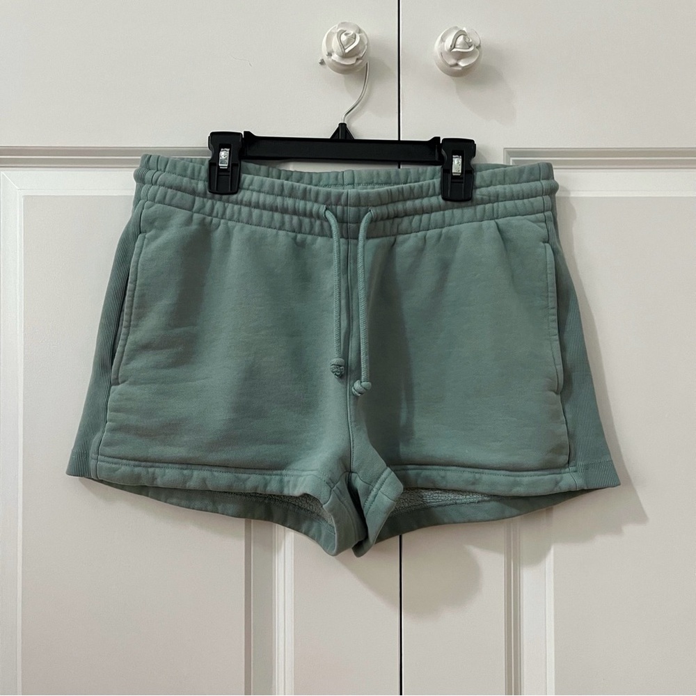 Aritzia Tna Cozy AF Fleece Sweatshorts